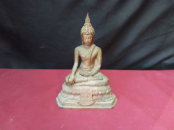 Brass Sitting Buddha. 
H.23 Cm.