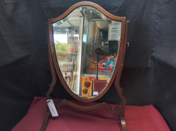 1840 Dressing Mirror. 
L.51 H.70 cm.
Ref.105 B.8