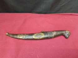 Antique Mughal (Empire Dagger )
L.27 Cm.
