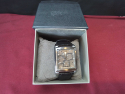 LR Watch