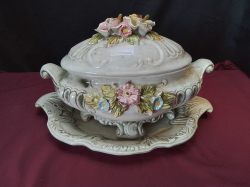 Capodimonte Tureen on Stand .