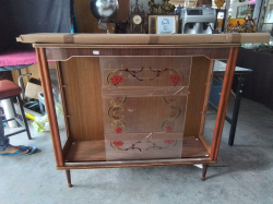 Display Cabinet
29x104 H.98 Cm.
Ref.76 B.7