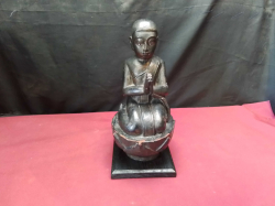 Wooden Buddha Statue.
H.31 Cm.