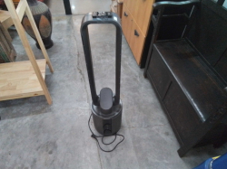 Daewoo Tower Fan With Remote.
H.95 Cm.