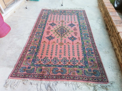 Carpet.
W.145 L.227 Cm.