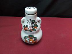 Vintage Chinese Whisky Porcelain Bottle. H.17 Cm.