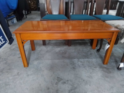 Yew Coffee Table.
W.46 L.106 H.46 Cm.
Ref.3 B.10