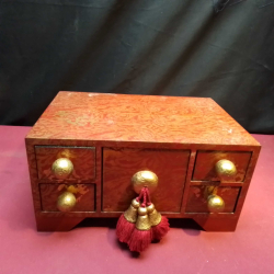 Jewelry Wooden Box. 
W.28 D.19 H.14 Cm