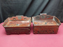 A pair of carved Chinese prayer box