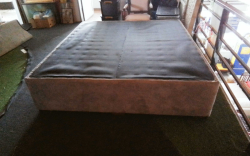 Bedding Base King size 
(6 Feet)