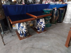 A Pair of Blue Elephant Tables & Lamps. W.45 D.59 H.47 Cm.