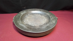 A Lovely Heated Pewter Dish. W.25 Cm.