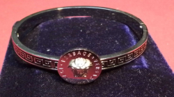 A Lovely Silver Plated Bracelet in Velvet Box.