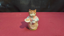 A Royal Albert Figure Mrs. Ribby 1989. H.9 Cm.
