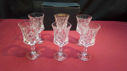 6 Crystal Aperatif Glasses in the Box.