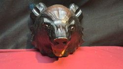 A Wall Hanging Wall Sculpture of A Black Bear Head.W.20 H.20 Cm.