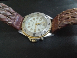 A Vintage NITE GLO Beverry Hills Gents Watch