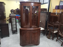 A Double Door Bon Corner Cupboard in Mahogany(110) D.57 W.92 H.180 Cm.