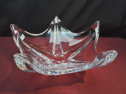 Large Vintage Lead Crystal Bowl Signed Daum Made In France. W.36 H.16 Cm.