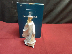 A Boxed Royal Doulton Figure Christmas Lantern.H.15 Cm.