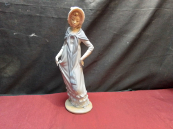 A Large NAOb Beautiful Lady Figure. H.32 Cm.