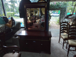 A Nice dressing table with chair . W.122 D.50 H.180 Cm.