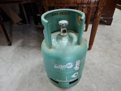 A Mini Gas tank 10.2 littre