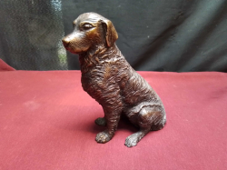 A lovely bronze dog. W.16 H.16 Cm.