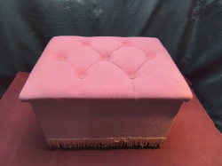 A Very Nice Small Ottoman Storage Box Footstool Touffe in lovely Pink Fabric on Castars 42x33 Cm.