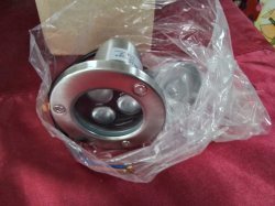 A Submersible Pool Light.(new)