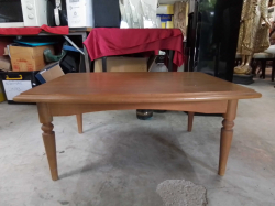 Wooden Coffee Table. W.70 L.90 H.40 Cm.