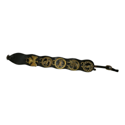 A vtg. English 5 horse saddle medallions on leather strap. L.80 Cm. 
