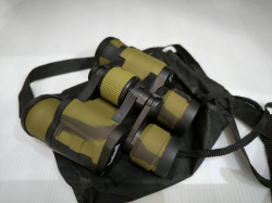 A BUSHNELL Binoculars 8x40 168m/10000m