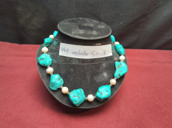 Spanish Turquoise/Pearl Necklace (Stand not included)