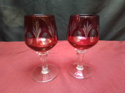 A Pair of Etched Red Glass Goblets.H.14 Cm.
