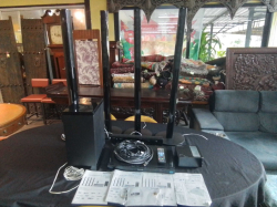 A PANASONIC BLUE RAY 5.1 HOME CINEMA SYSTEM SC-BTT775. Includes 5 speakers, Blue Ray Player, Sub Woofer, Wireless System and all cables and instructions (cost over 20,000 baht)