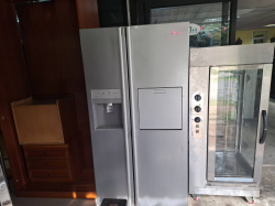 LG model side by side 2 door refrigerator (Need to repair)