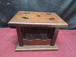 An Old Oak foot warmer. W.24 D.16 H.18 Cm.