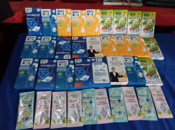 A Job Lot of Organic Onion Sticker.