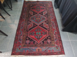 A Persian shirazi Carpet. 205×126