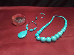 Blue Turquoise Gemstones 925 Sterling Sliver, 2 necklaces and bracelet.