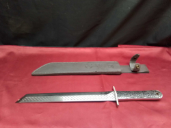 High quality silver plated short sword with case. L.48 Cm.