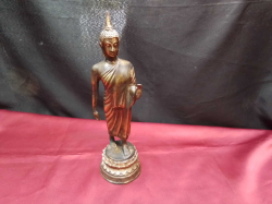 A Very Nice Vintage Solid Bronze Buddha Standing on a Water Lilys Base Beautiful Molding and Casting.