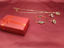 Full Set of Ladies Rolex Jewelry.