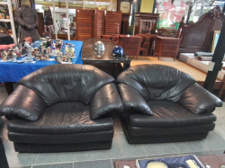 A Lovely Large Pair of Black Soft Leather Mid Century  Armchairs (good condition) D.90 W.120 H.75 Cm.