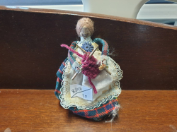 Rare Traveler Gypsy handmade 20th Century Peg doll