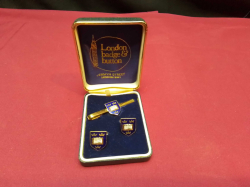 Cufflinks and tie bar London Coat of arms.
