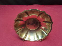 A Emipred Maria Theresa Thaler Silver Bullion Coin Austrian set in a Silver Dish 4