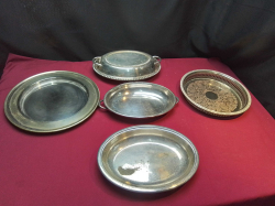 2x Silver Plated Tureens and 2 Trays.