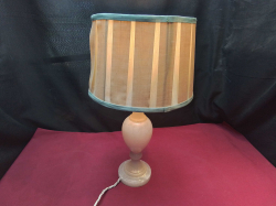 A beautiful  antique marble lamp with a lovely silk shade in working order. H.49 Cm. 